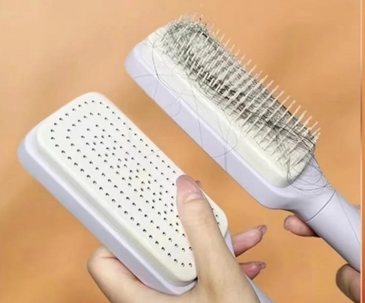 CEPILLO CON CERDAS RETRÁCTILES